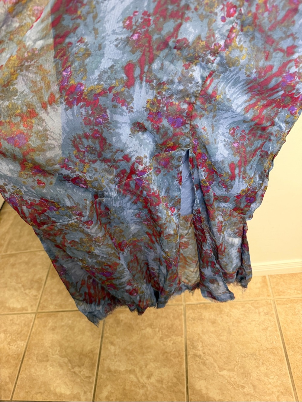 NWT Urban Outfitters Florence Chiffon Midi Dress Blue Purple Floral Size Large - Picture 9 of 12